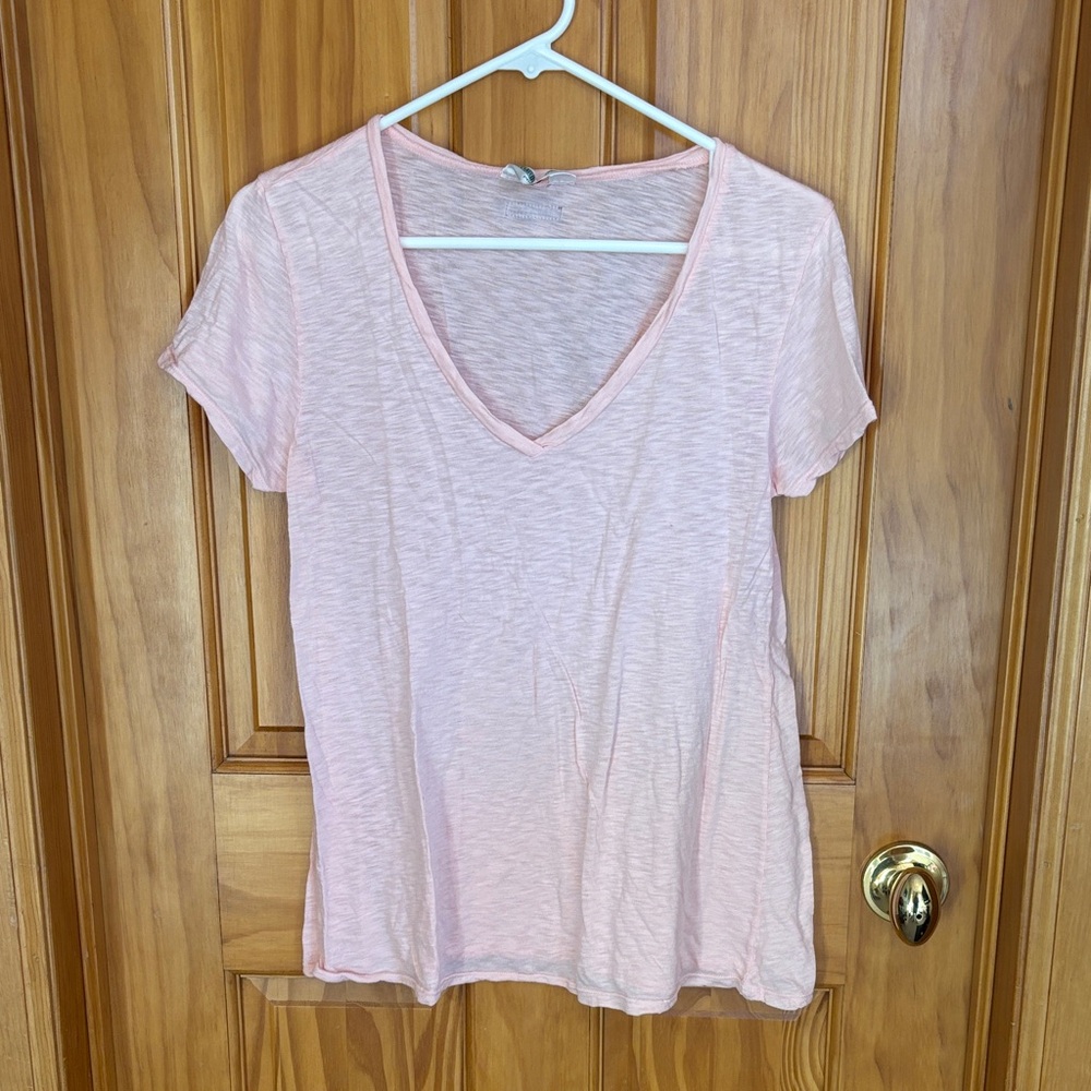 HARD TAIL Soft Pink V-Neck Women's Tee